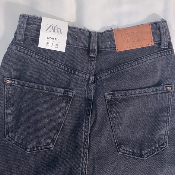 ZARA-MOM -FIT -JEANS - Picture 9 of 10
